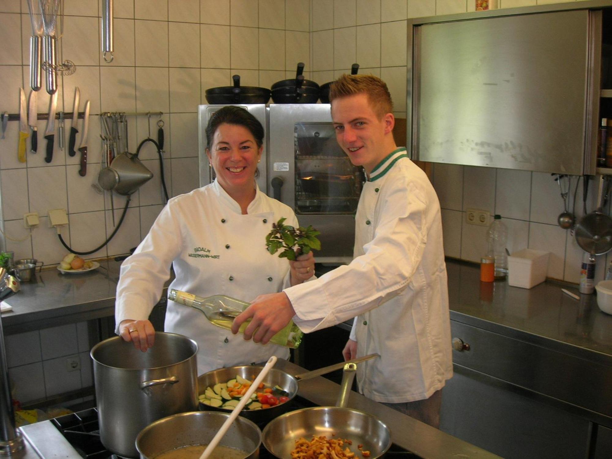 Bioalm Wassermann Wirt Hotel Sommereben Bagian luar foto