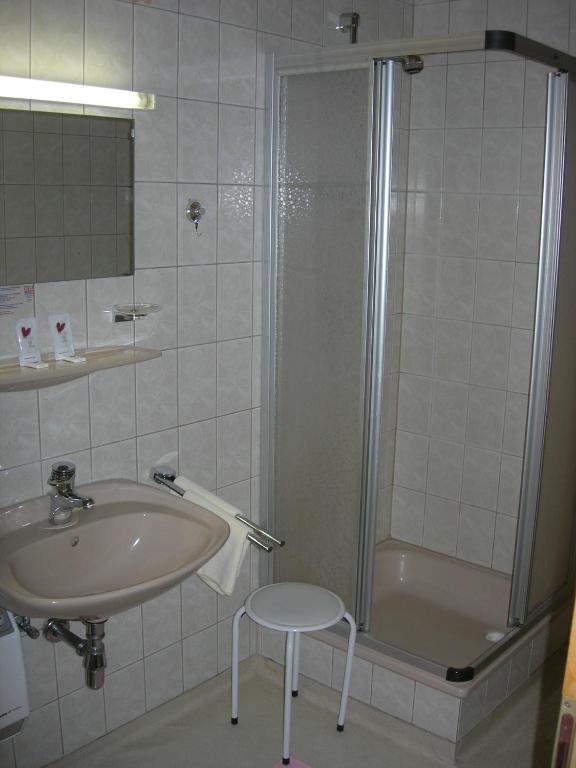 Bioalm Wassermann Wirt Hotel Sommereben Ruang foto