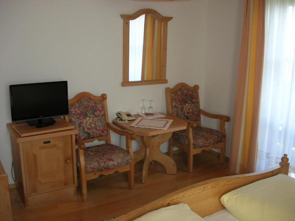 Bioalm Wassermann Wirt Hotel Sommereben Ruang foto